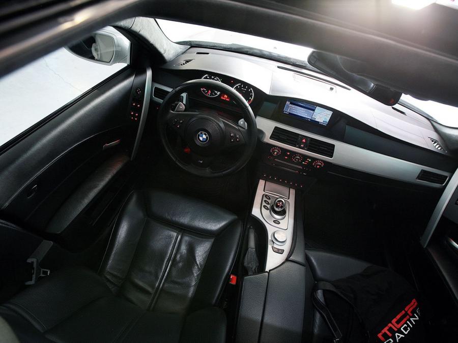  BMW M5 Sedan by MCP Racing 2010 года  (фото 4 из 13)